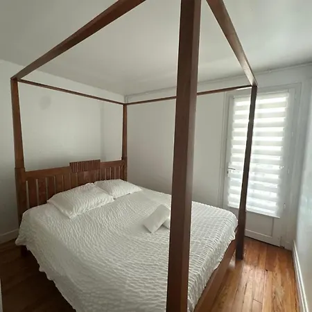 La Petite Vague Du Pyla